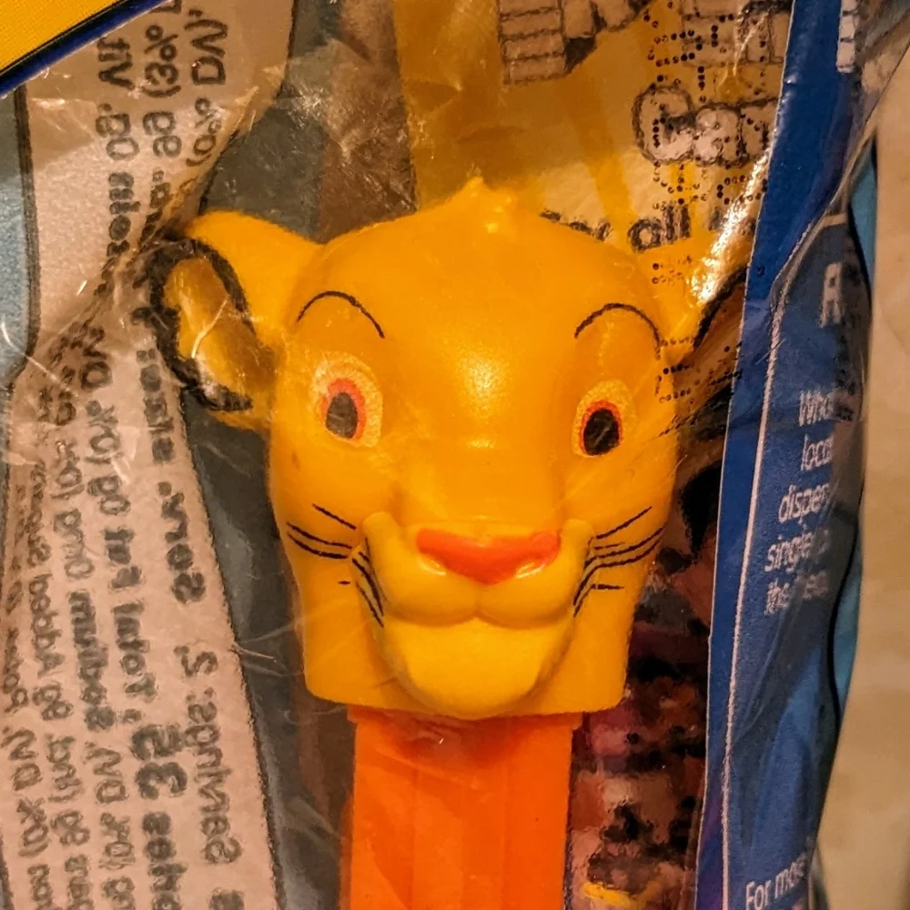 The Lion King Pez Candy & Dispenser Set Mufasa, Simba, Timon & Pumbaa & Refill - Picture 6 of 6